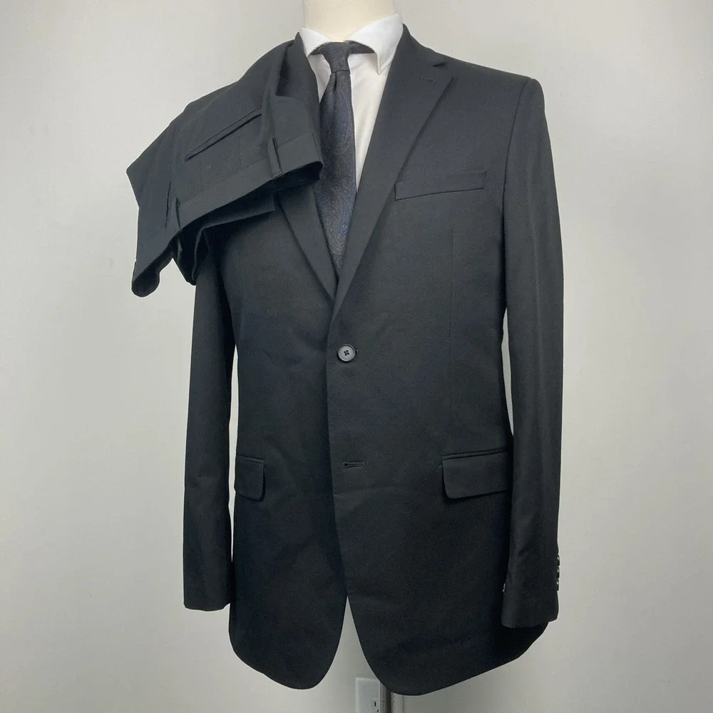 DKNY Mens Modern fit 2-pc Suit 40L 33W 32L Black Solid Stretch